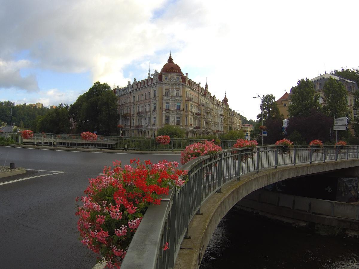 Apartment Alice Center Karlovy Vary Luaran gambar